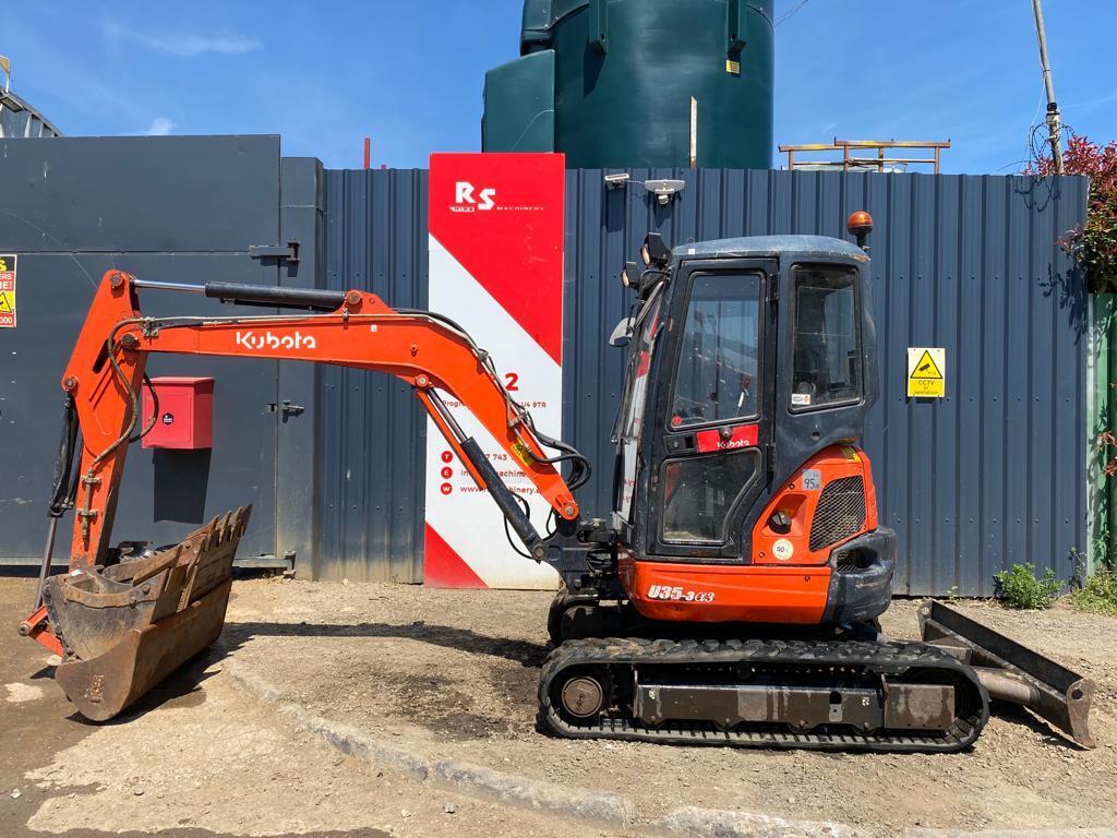 Manuel D'Atelier (CD) Pour Pelleteuse Kubota U35-3 Et Modèles Ford PC100-6, PC120-6