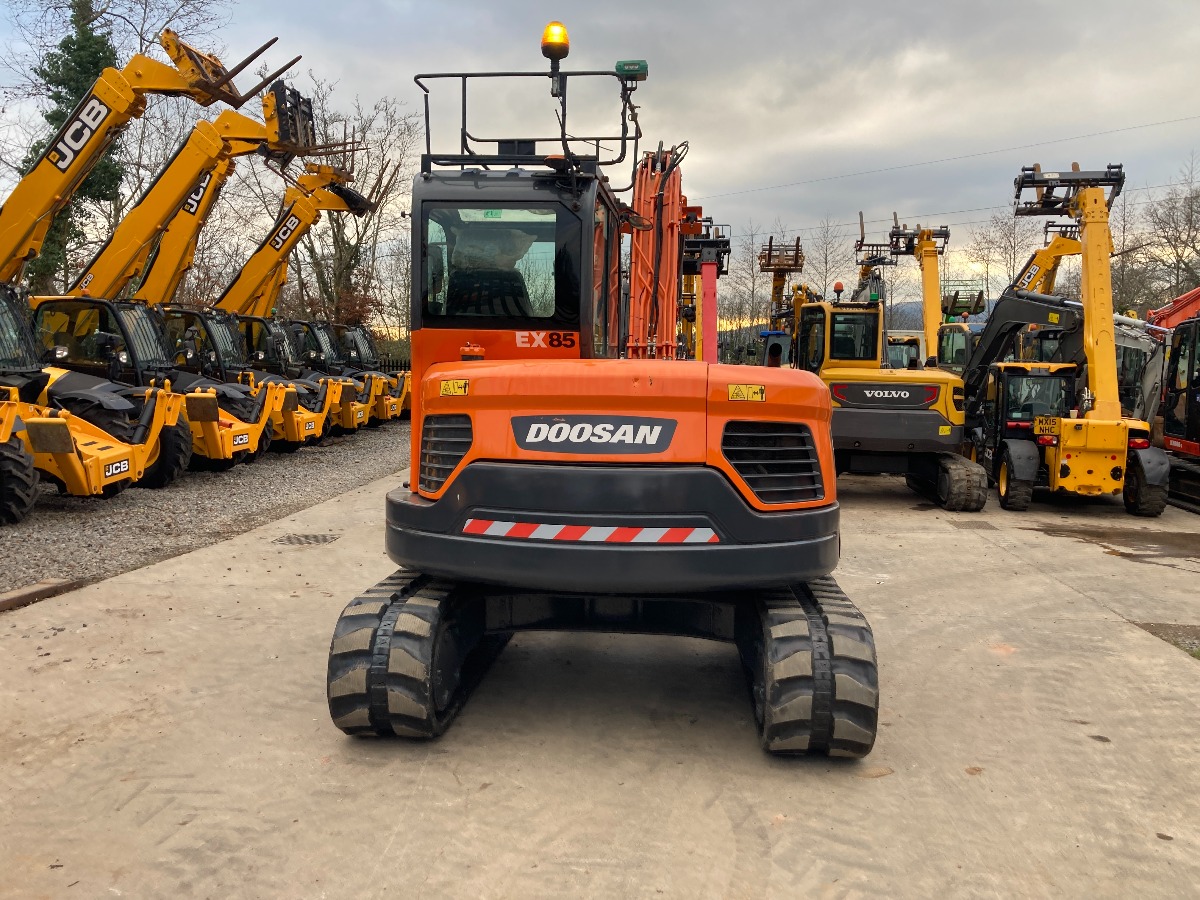 Doosan Dx85 R7 Digger Bidder - 2018 Doosan DX85-3 excavator